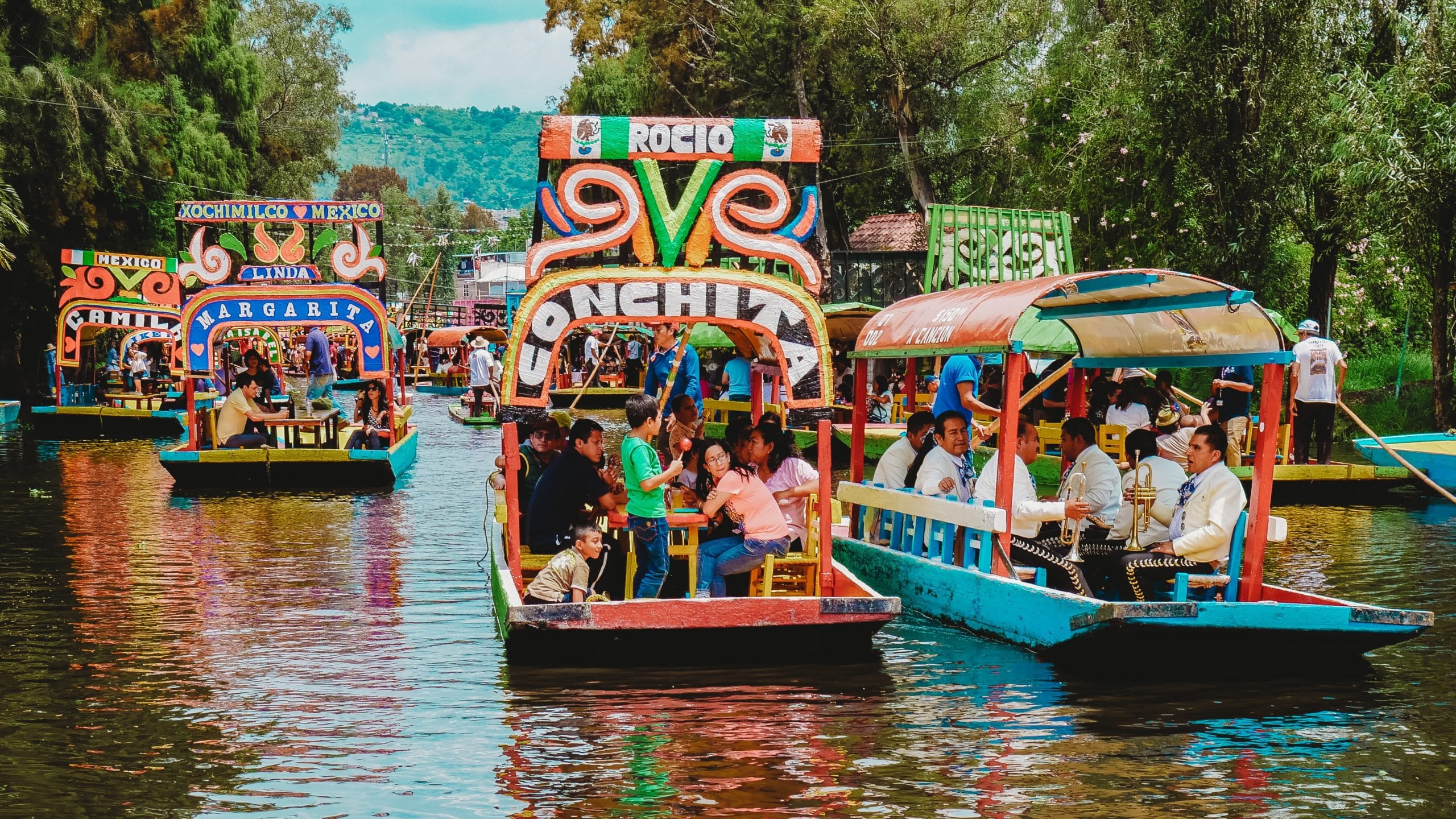 Xochimilco bateaux pour faire la fête