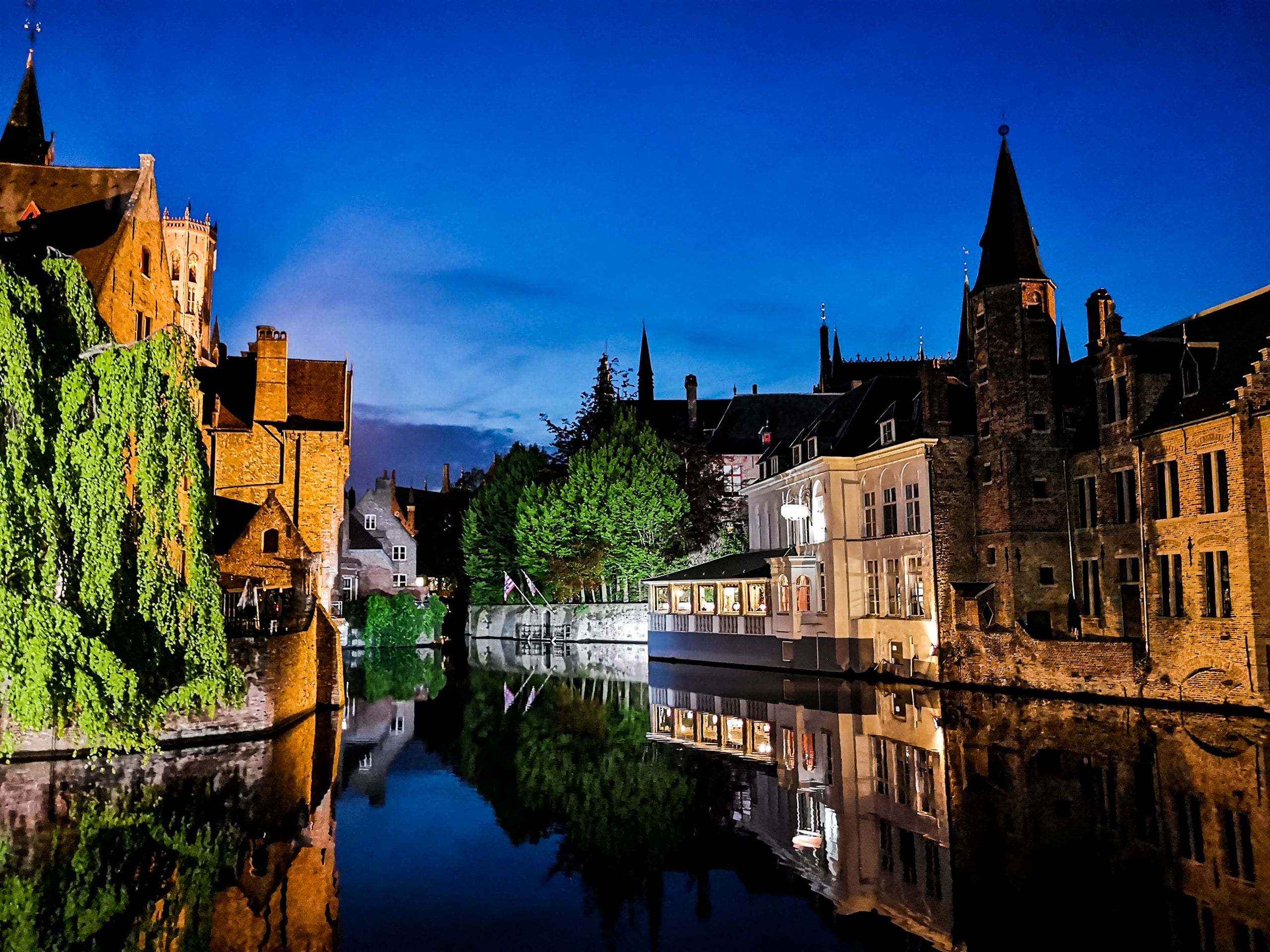 Bruges de nuit Belgique Por el mundo voyages
